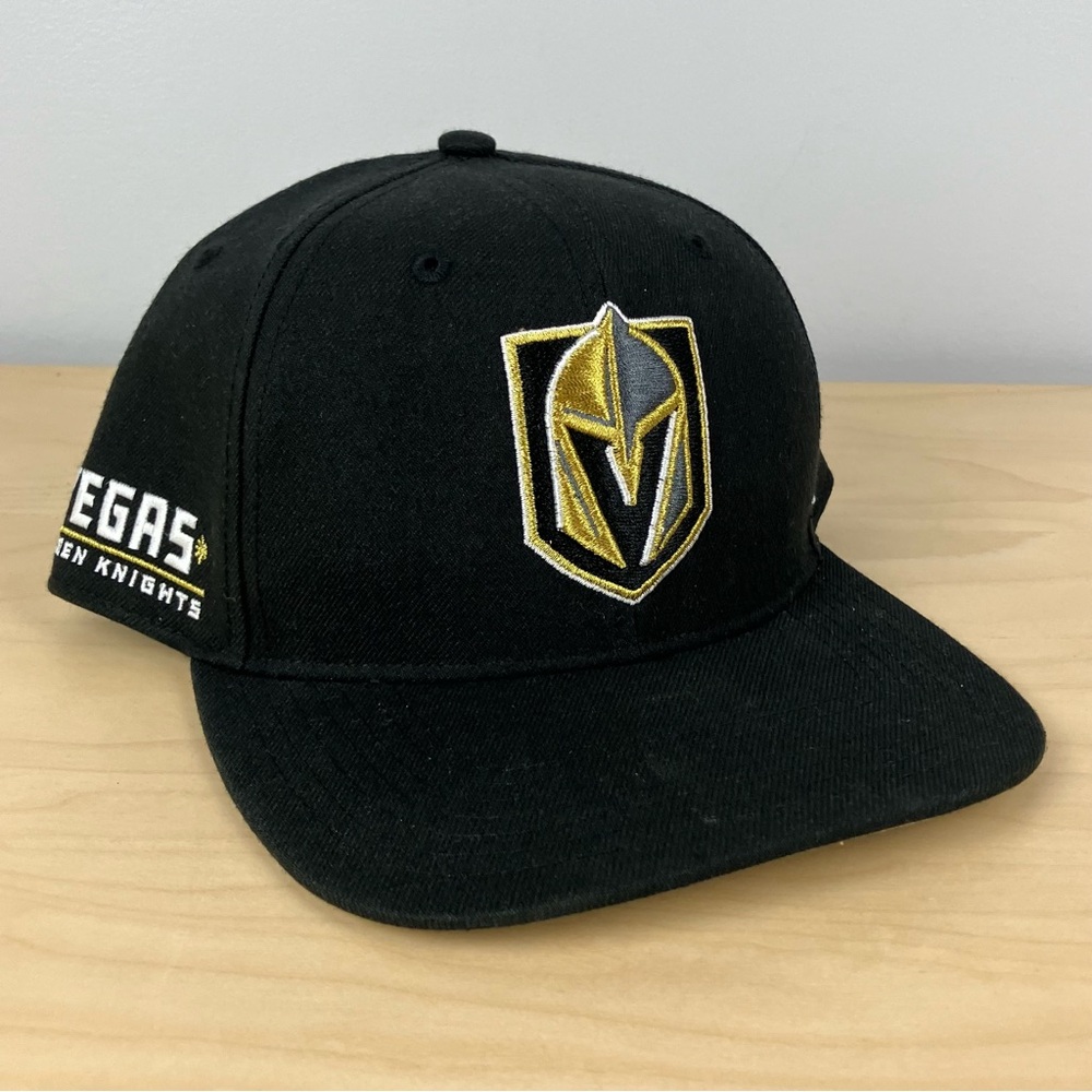 47 Las Vegas Golden Knights NHL Black Snapback Hat Embroidered Logo